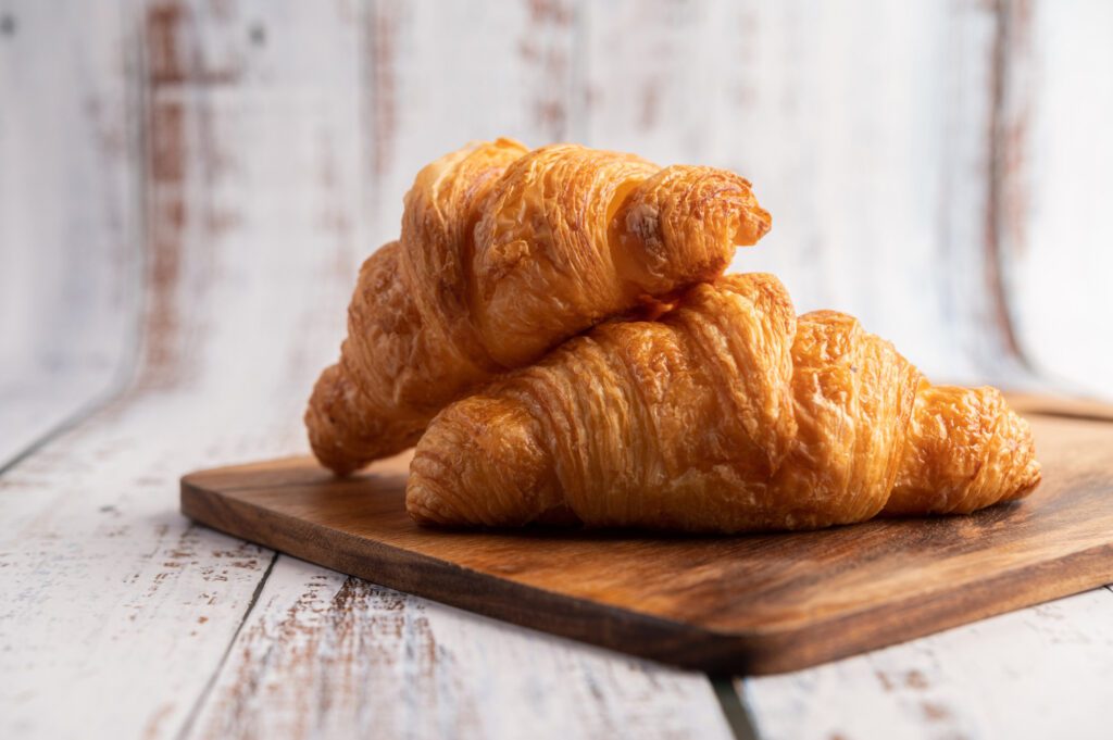 Croissant de mantequilla